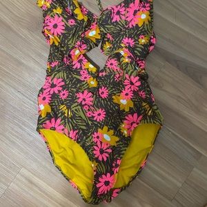 Too big for me but super cute and never worn!